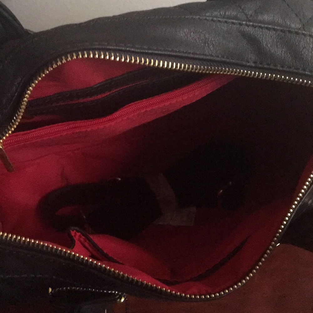 Handbags - Picture 3 of 3